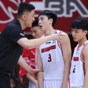 广东男篮继续补强，场均36+6超级外援自宣加盟，朱芳雨引援成神！